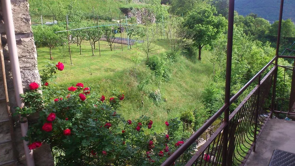 Hotel La Turr De Mezz à Nesso 3*,