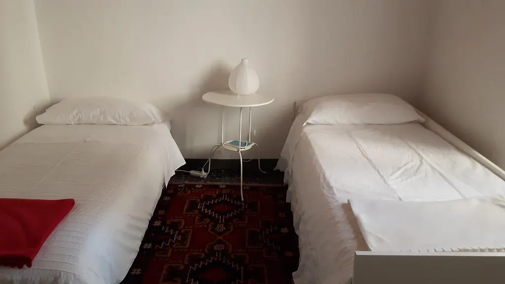 Hotel La Turr De Mezz à Nesso