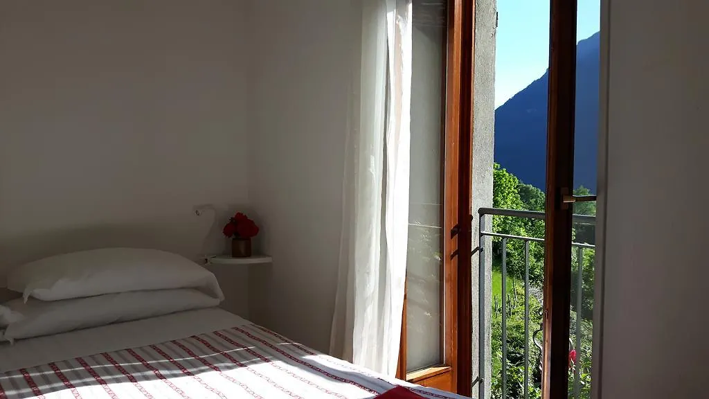 La Turr De Mezz Hotel Nesso Guest house